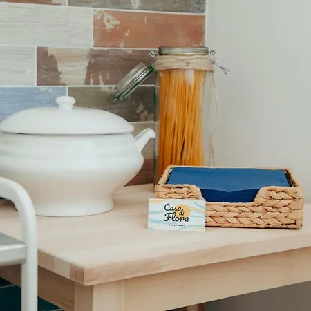 La Casa Di Flora Alojamento de Acomodação e Pequeno-almoço Bari