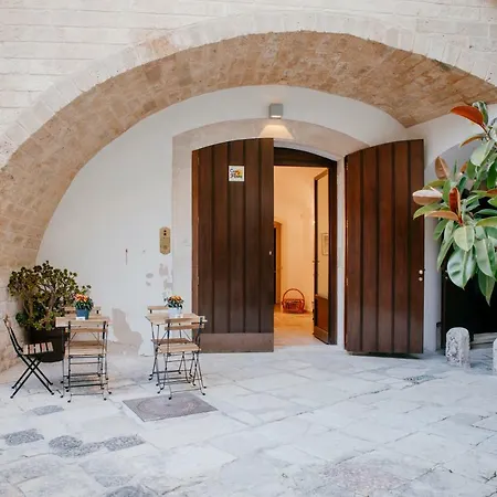 La Casa Di Flora Bari